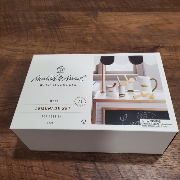 Hearth Hand Magnolia Wooden Toy Lemonade Kit Wood Montessori Kitchen Kids New - Picture 2 of 9